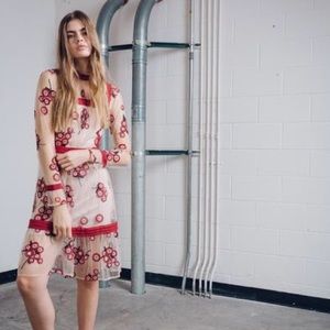 COPY - Endless Rose Embroidered dress large